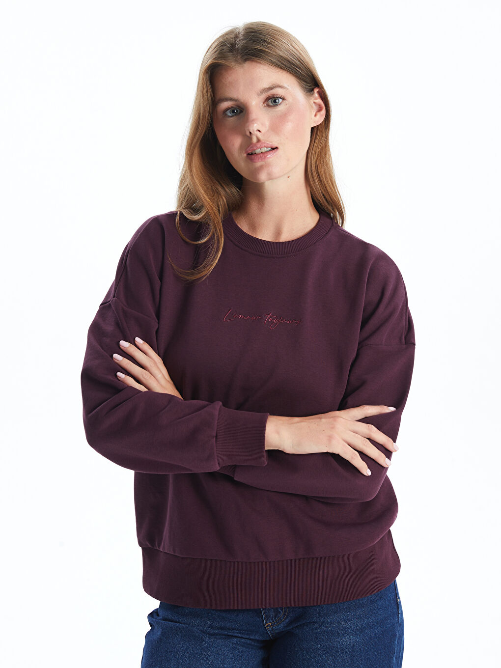 LCW Vision Mürdüm Bisiklet Yaka Nakışlı Oversize Kadın Sweatshirt