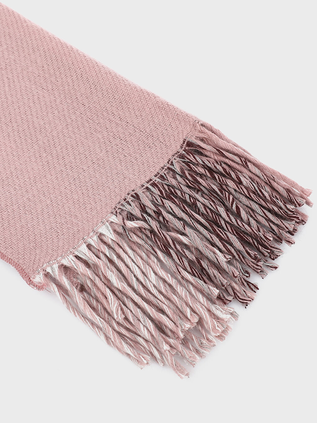 LCW ACCESSORIES سكارف للسيدات مزين بشرابات ومطبوع -W4HG18Z8-LN0