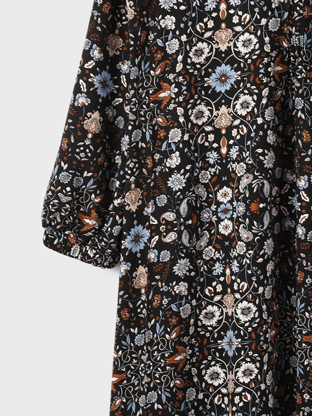 فستان نسائي بياقة قمع منقوش كم طويل-7