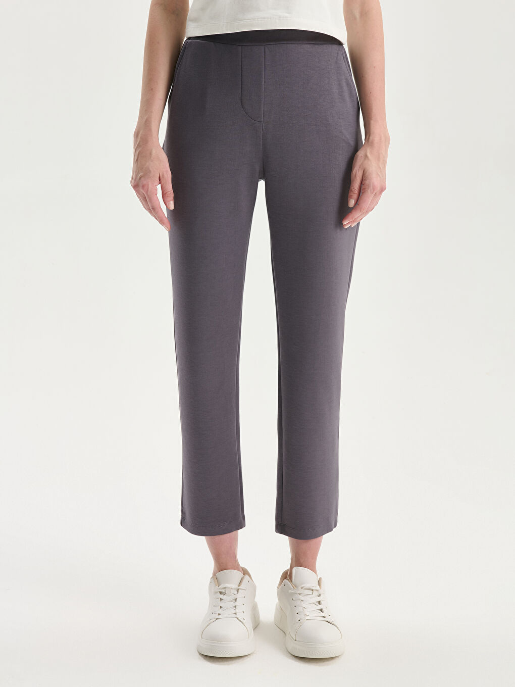 Women's Sweatpants with Elastic Waist-1