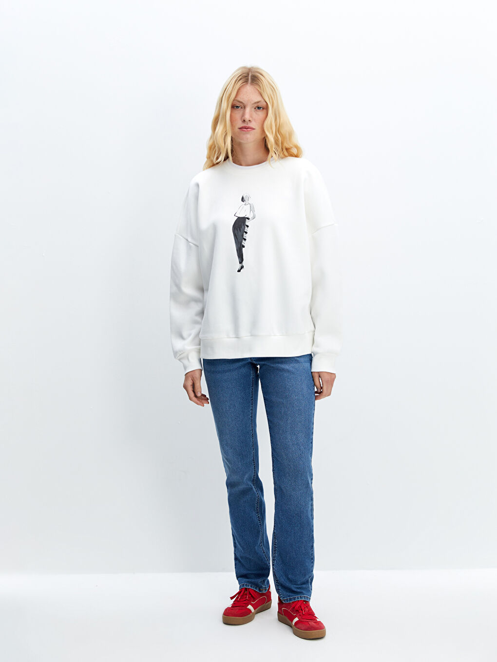 LCW Vision Ekru Bisiklet Yaka Baskılı Oversize Kadın Kalın Sweatshirt - 1