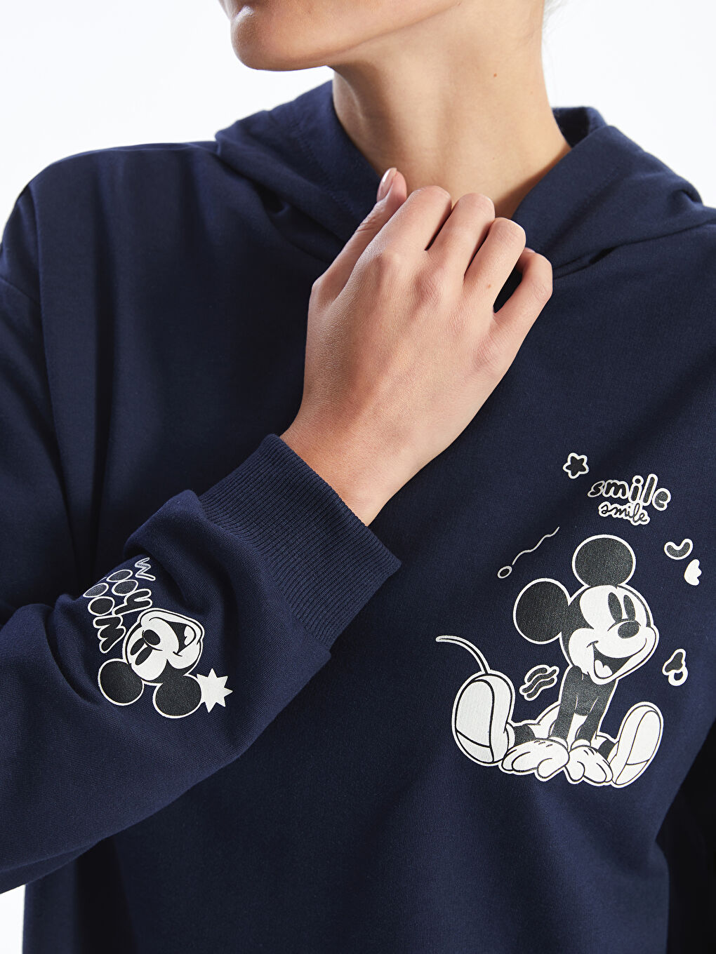 LCW Comfort Lacivert Mickey Mouse Baskılı Kadın Hoodie - 2