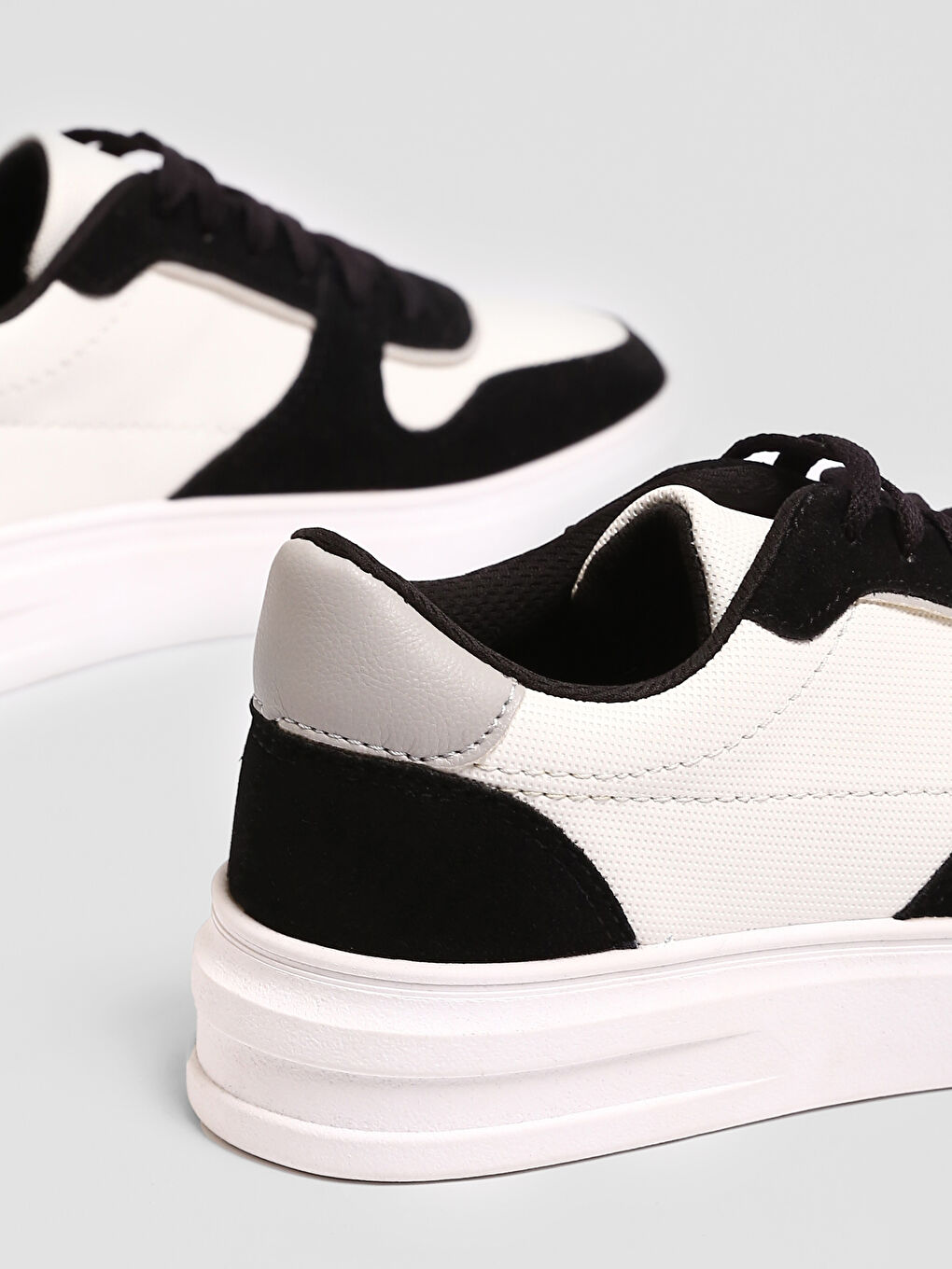 muške patike na pertlanje-3