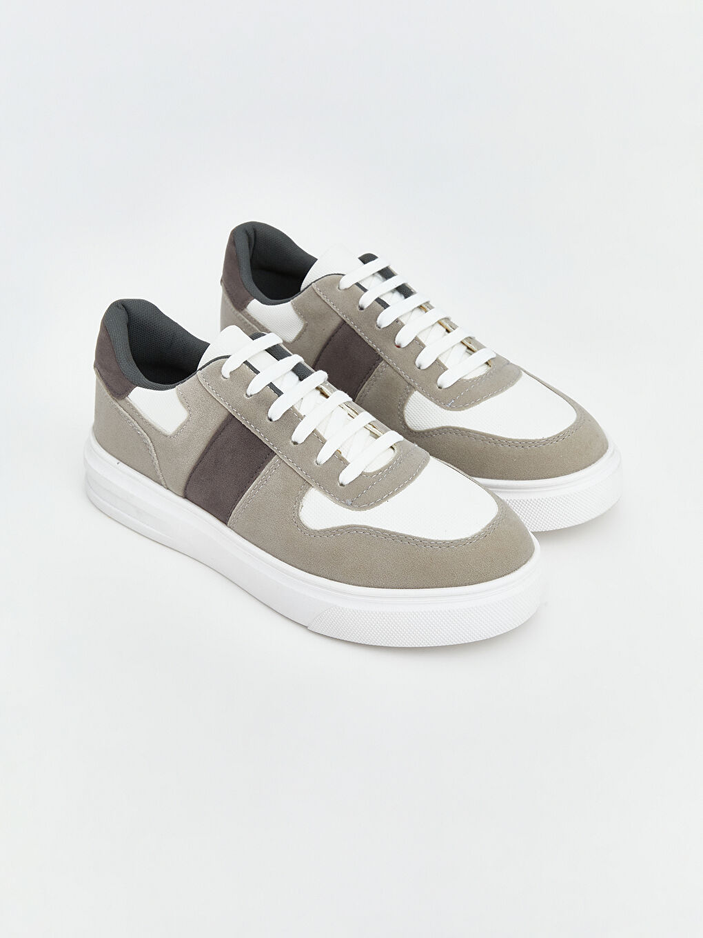 Gri Deri Görünümlü Erkek Spor Ayakkabı