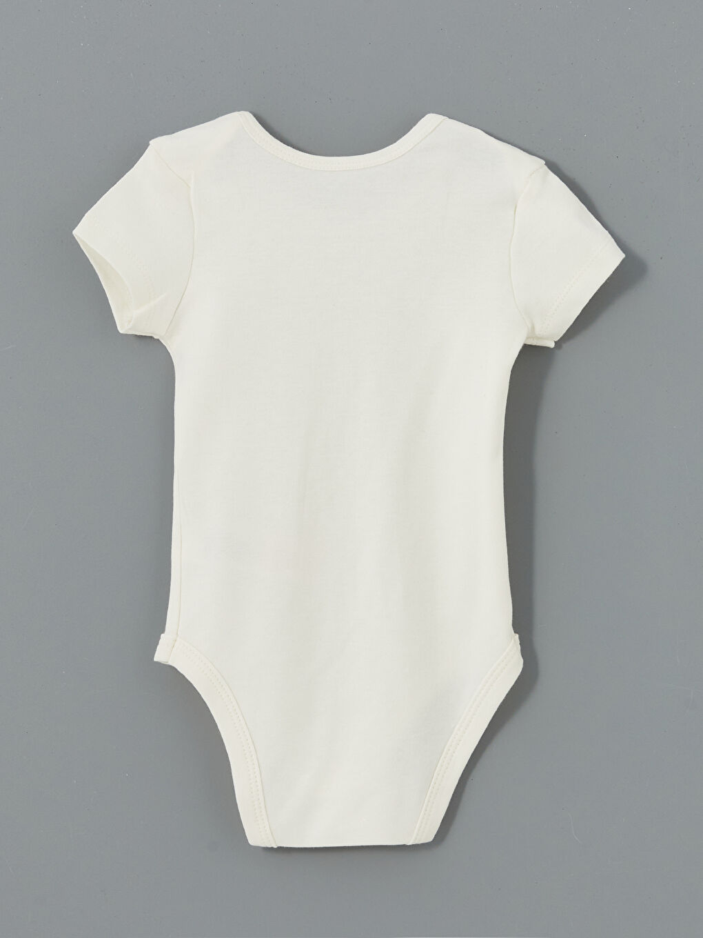 Ekru Bisiklet Yaka Erkek Bebek Çıtçıtlı Body-1