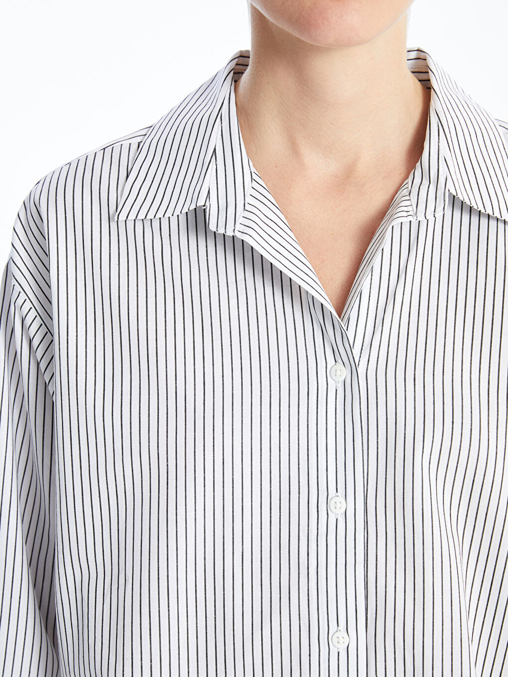 LCWAIKIKI Classic Striped Poplin Women's Shirt -W4HN13Z8-LEG