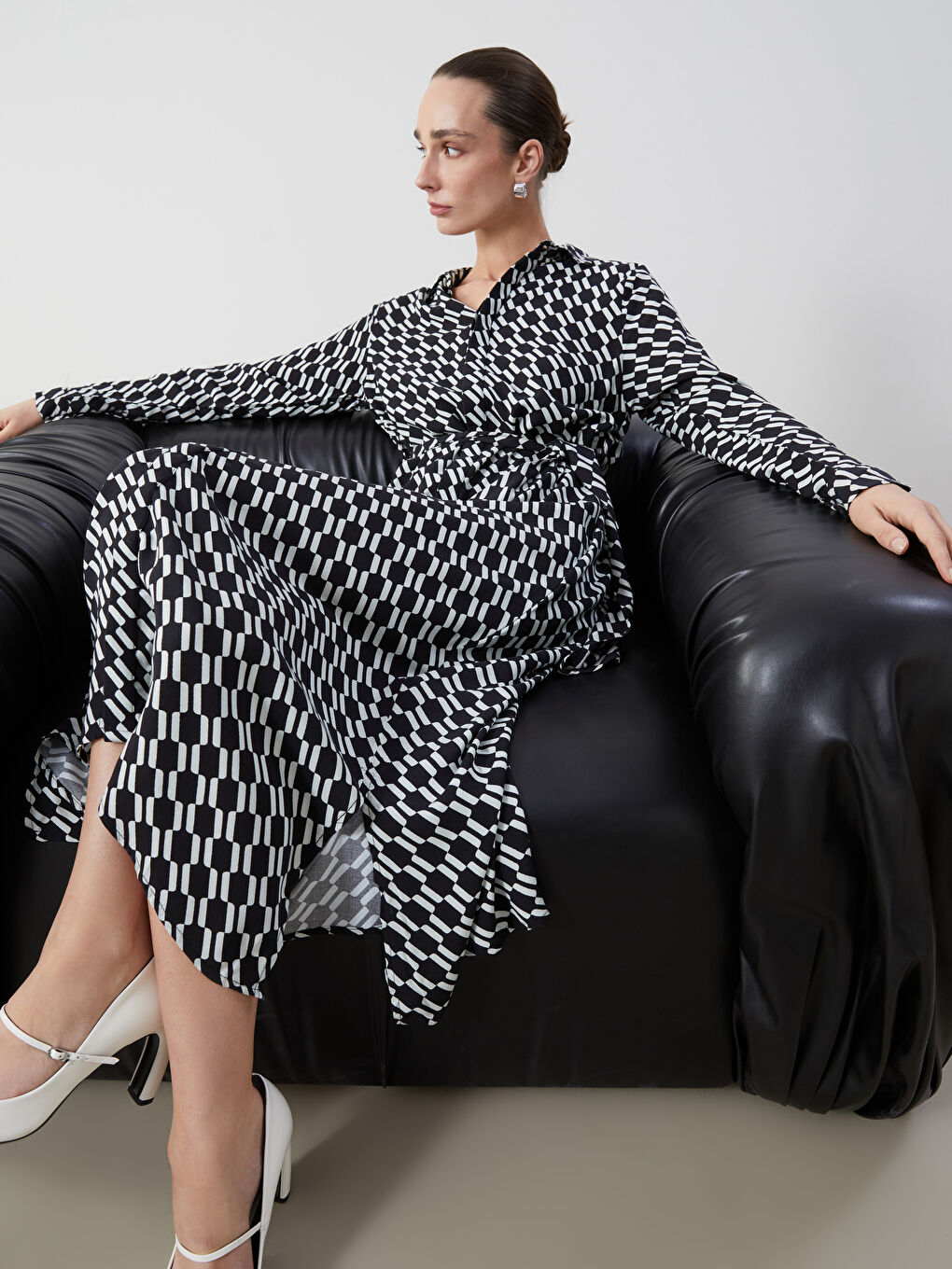 Collared Neck Patterned Women's Dress