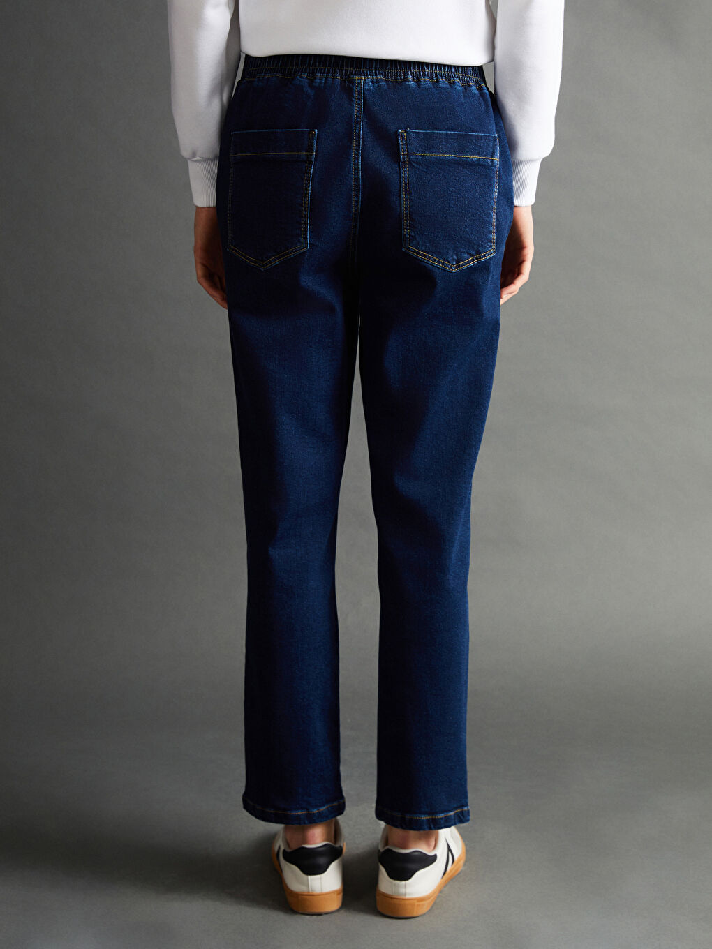 Ankle Length Straight Fit Women's Jeans -W4HQ44Z8-309