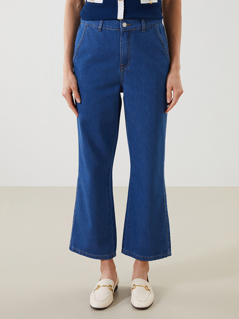 Elasticated Waist Straight Fit Women's Jeans -W4HQ47Z8-H45