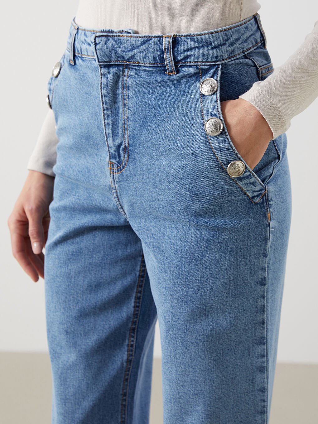 Straight Fit Women's Jeans-2