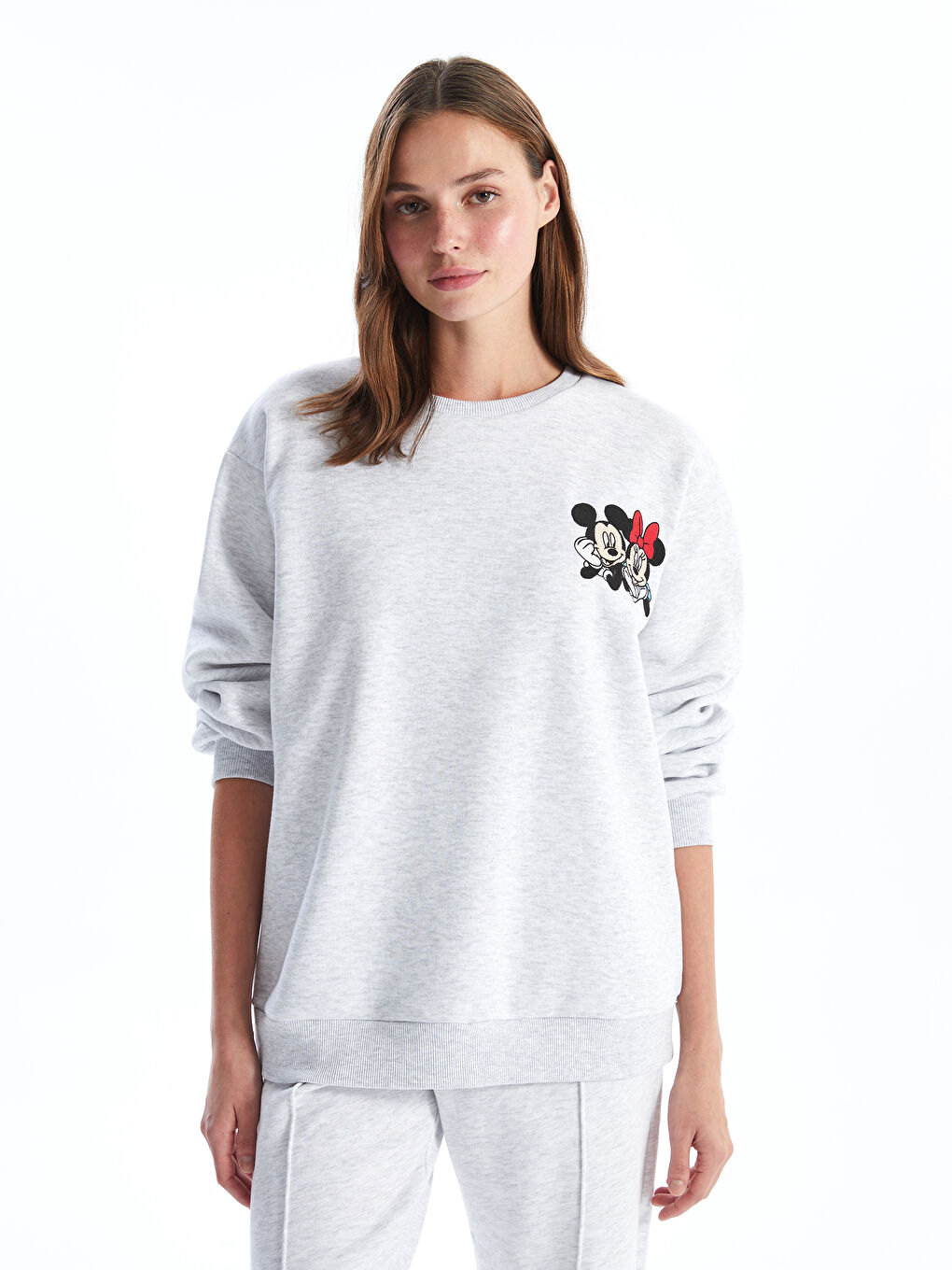 XSIDE Gri Melanj Bisiklet Yaka Mickey ve Minnie Mouse Baskılı Oversize Kadın Sweatshirt