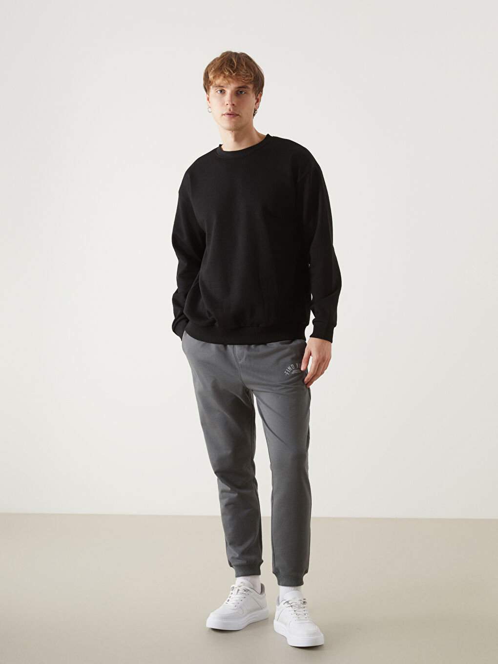 Gri Standart Kalıp Erkek Jogger Eşofman Altı