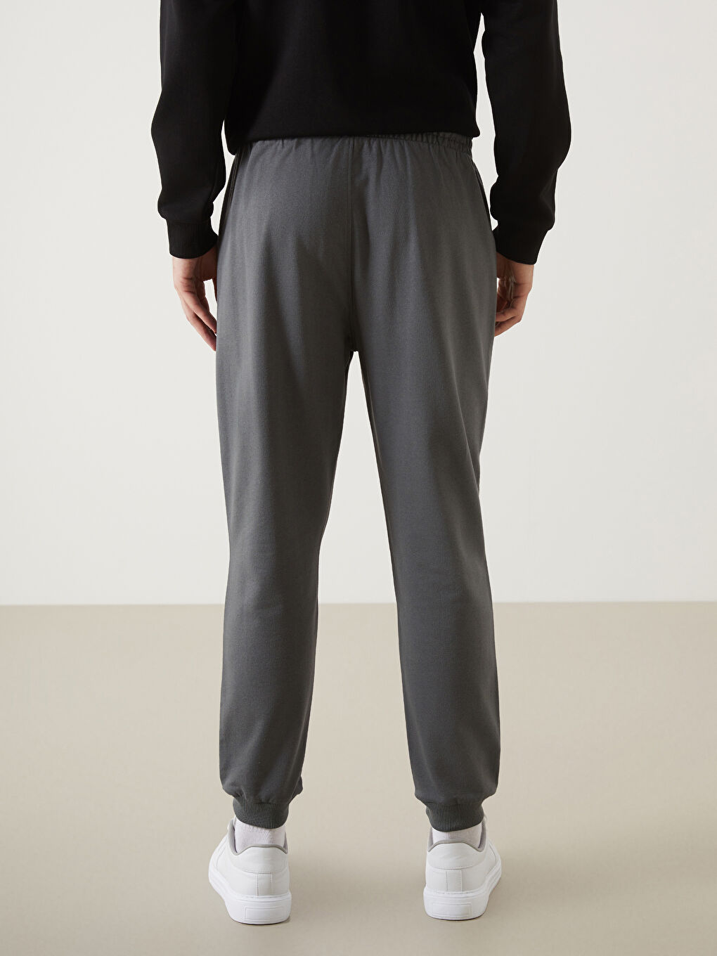 Gri Standart Kalıp Erkek Jogger Eşofman Altı-3