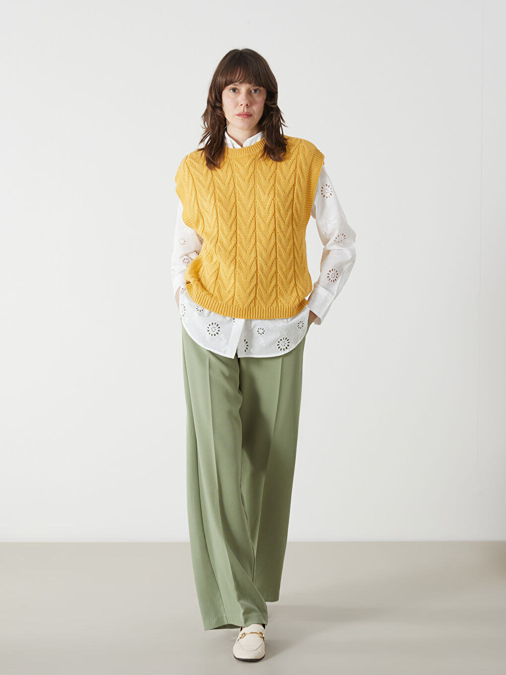 Crew Neck Self Patterned Women's Knitwear Sweater Vest-1