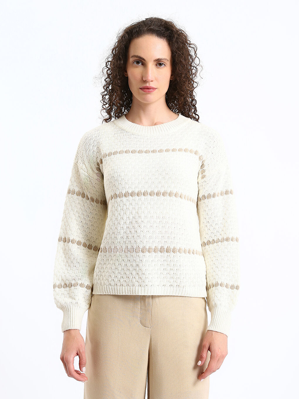 بلوفر ياقة دائرية للسيدات