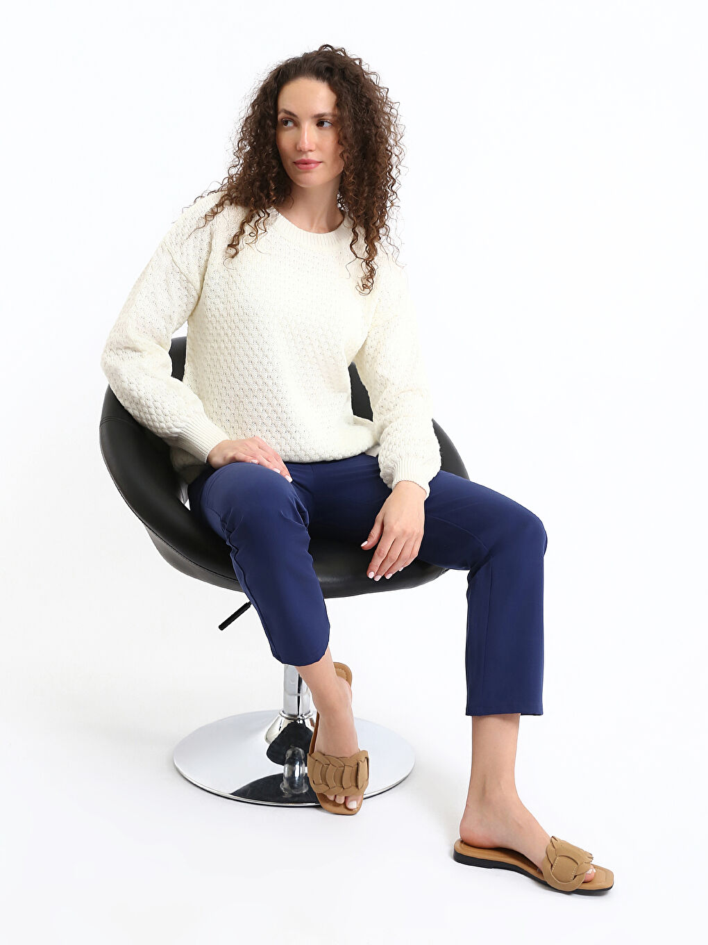 Crew Neck Women's Sweater-1