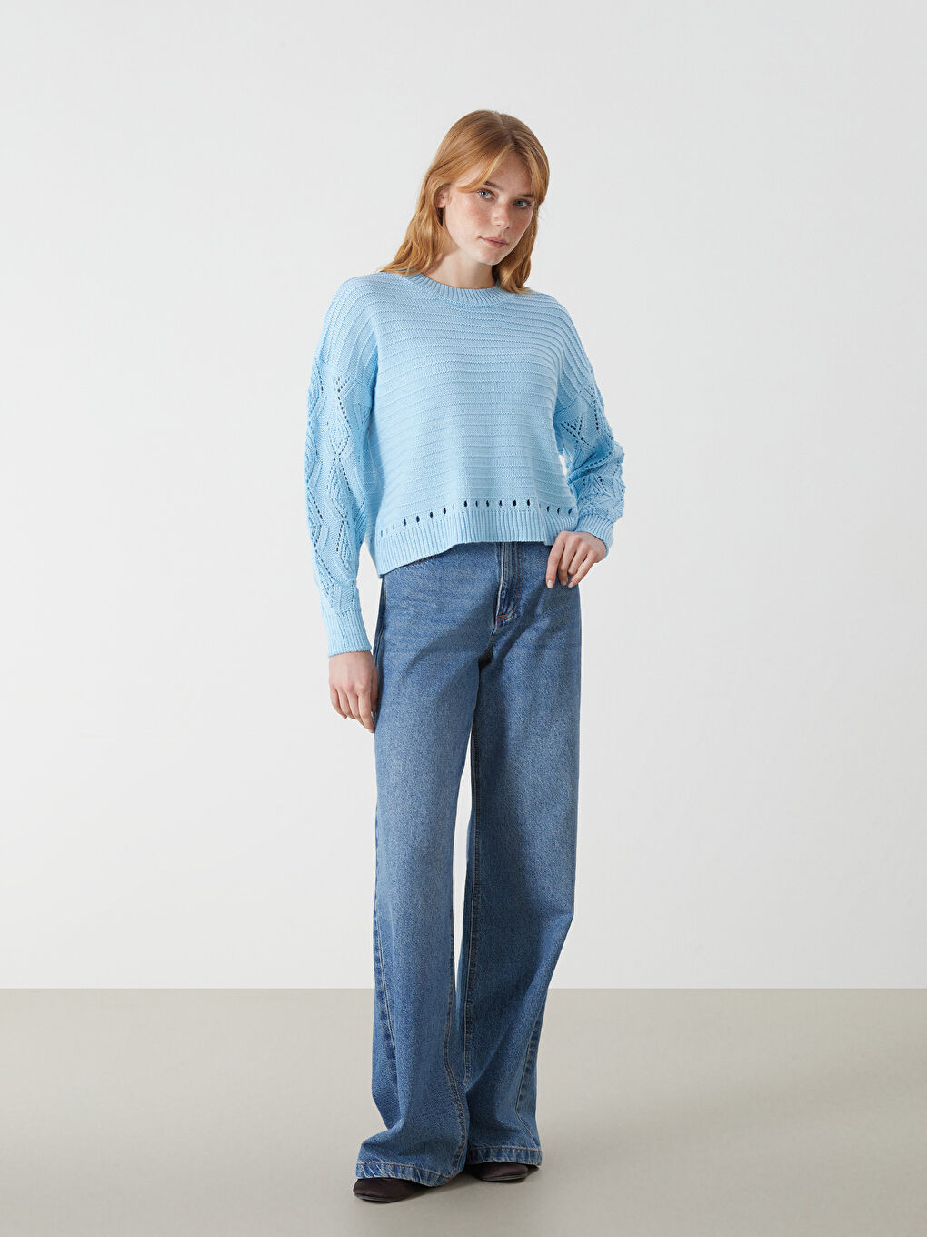 سترة تريكو مخرّمة بياقة دائرية للسيدات-1