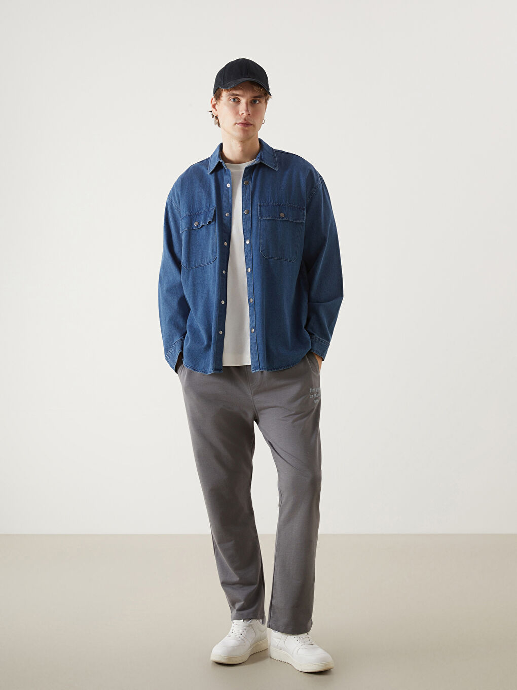 Gri Standart Kalıp Erkek Eşofman Altı