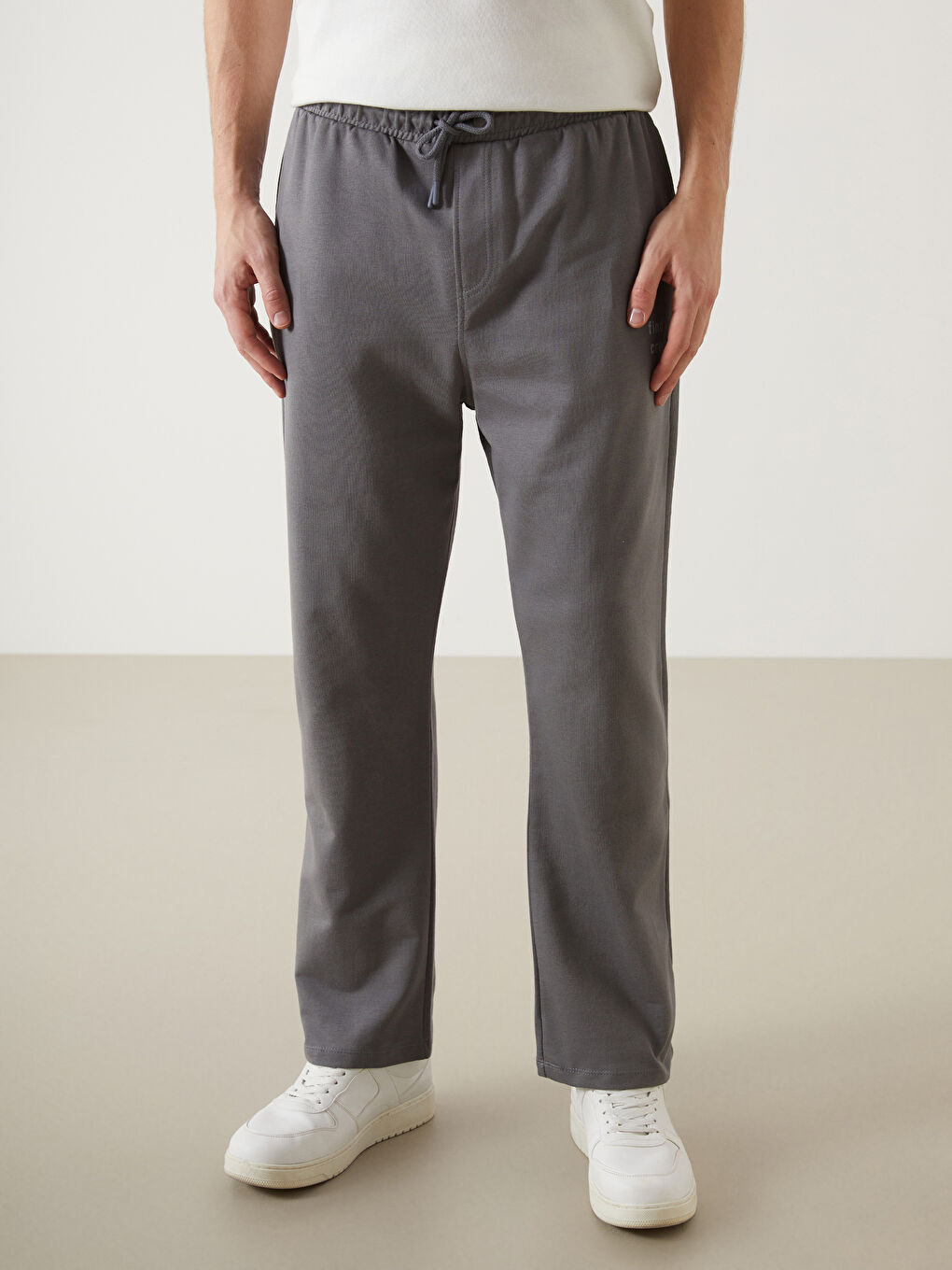 Gri Standart Kalıp Erkek Eşofman Altı-1