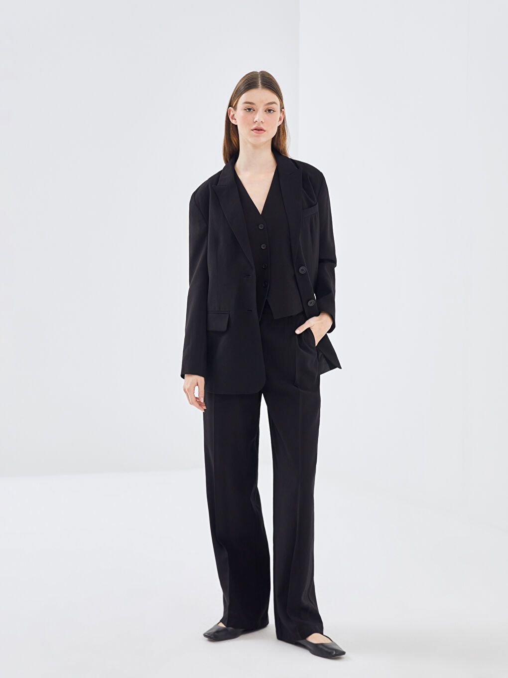 Siyah Loose Fit Geniş Paça Kadın Pantolon