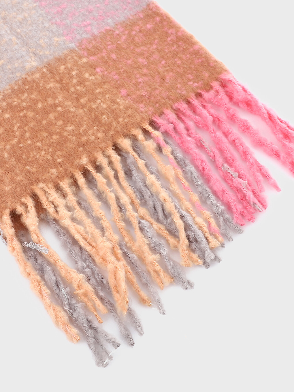 Color Block Tasseled Women's Scarf-1