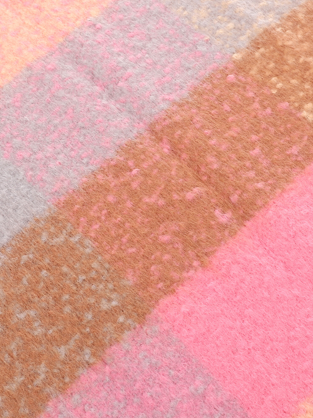 Color Block Tasseled Women's Scarf-3