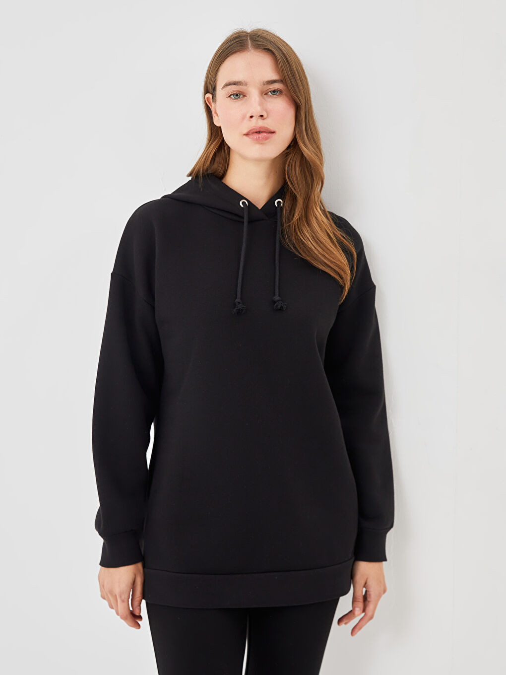 LCW Modest Siyah Kapüşonlu Kadın Kalın Sweatshirt Tunik