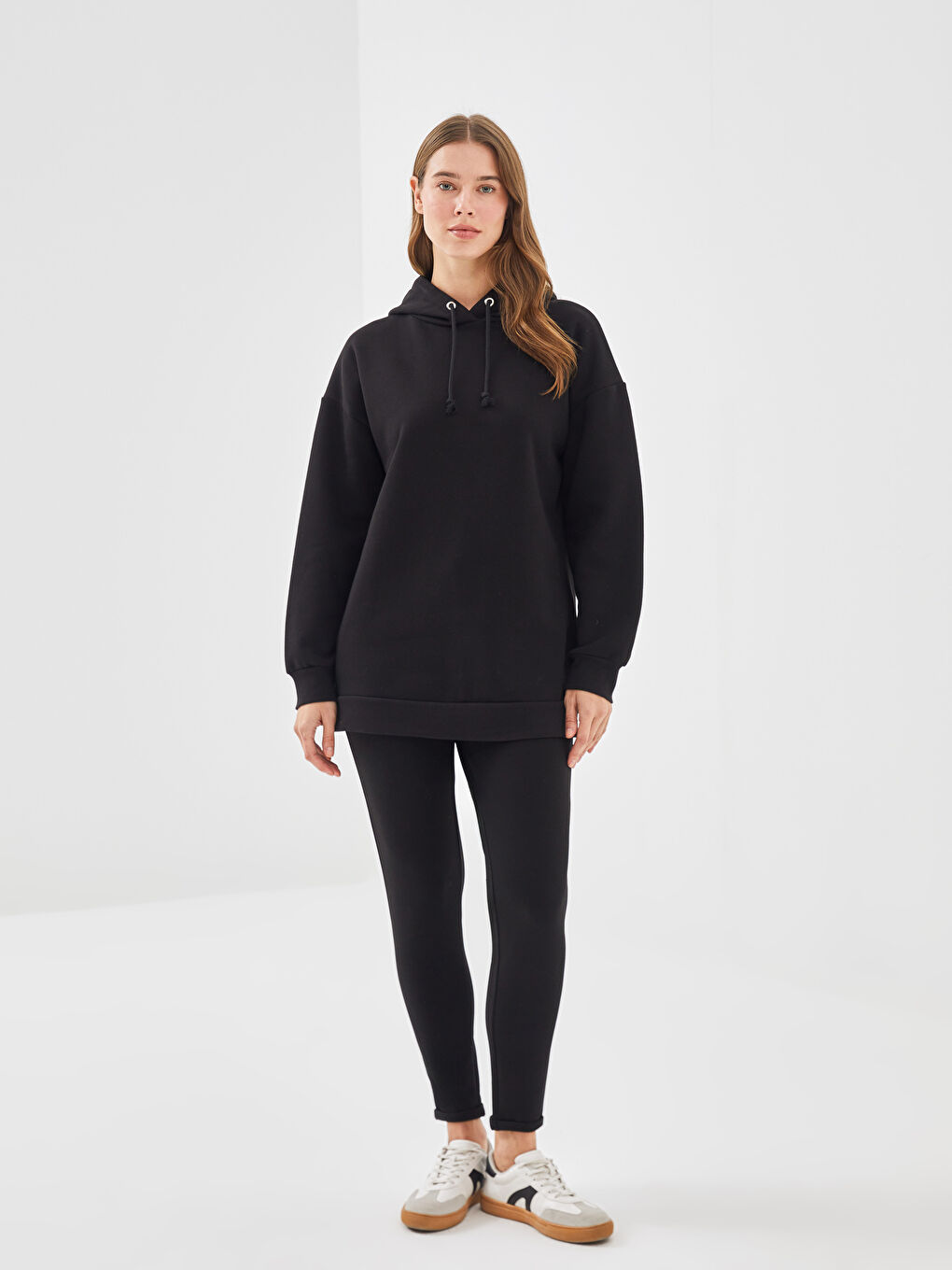 LCW Modest Siyah Kapüşonlu Kadın Kalın Sweatshirt Tunik - 1