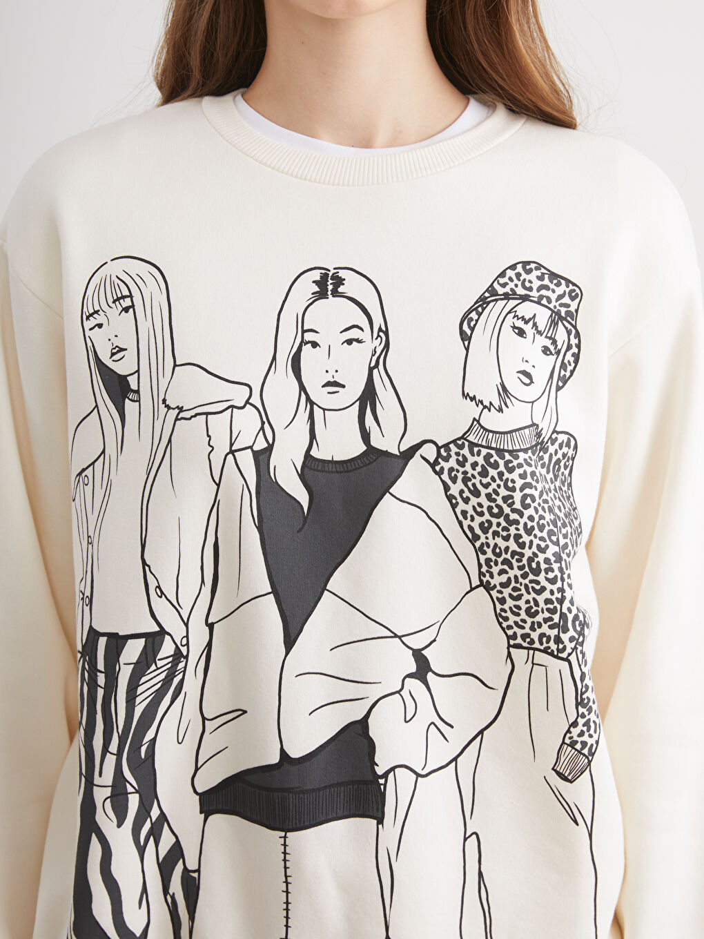 Bej Bisiklet Yaka Baskılı Kadın Kalın Sweatshirt-2