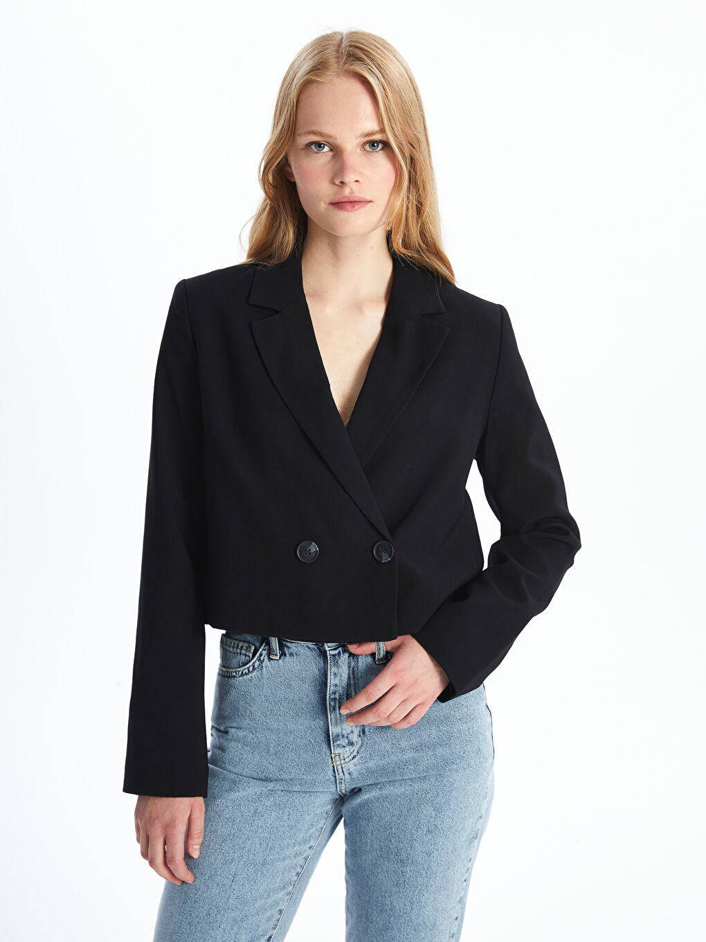 LCW Vision Yeni Siyah Düz Uzun Kollu Crop Kadın Blazer Ceket