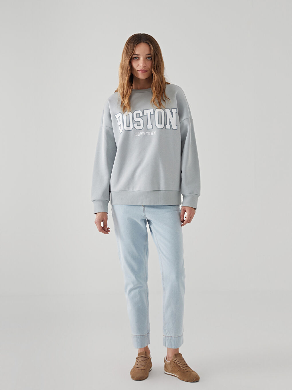 LCW Vision Gri Boston Baskılı Oversize Kadın Kalın Sweatshirt - 1