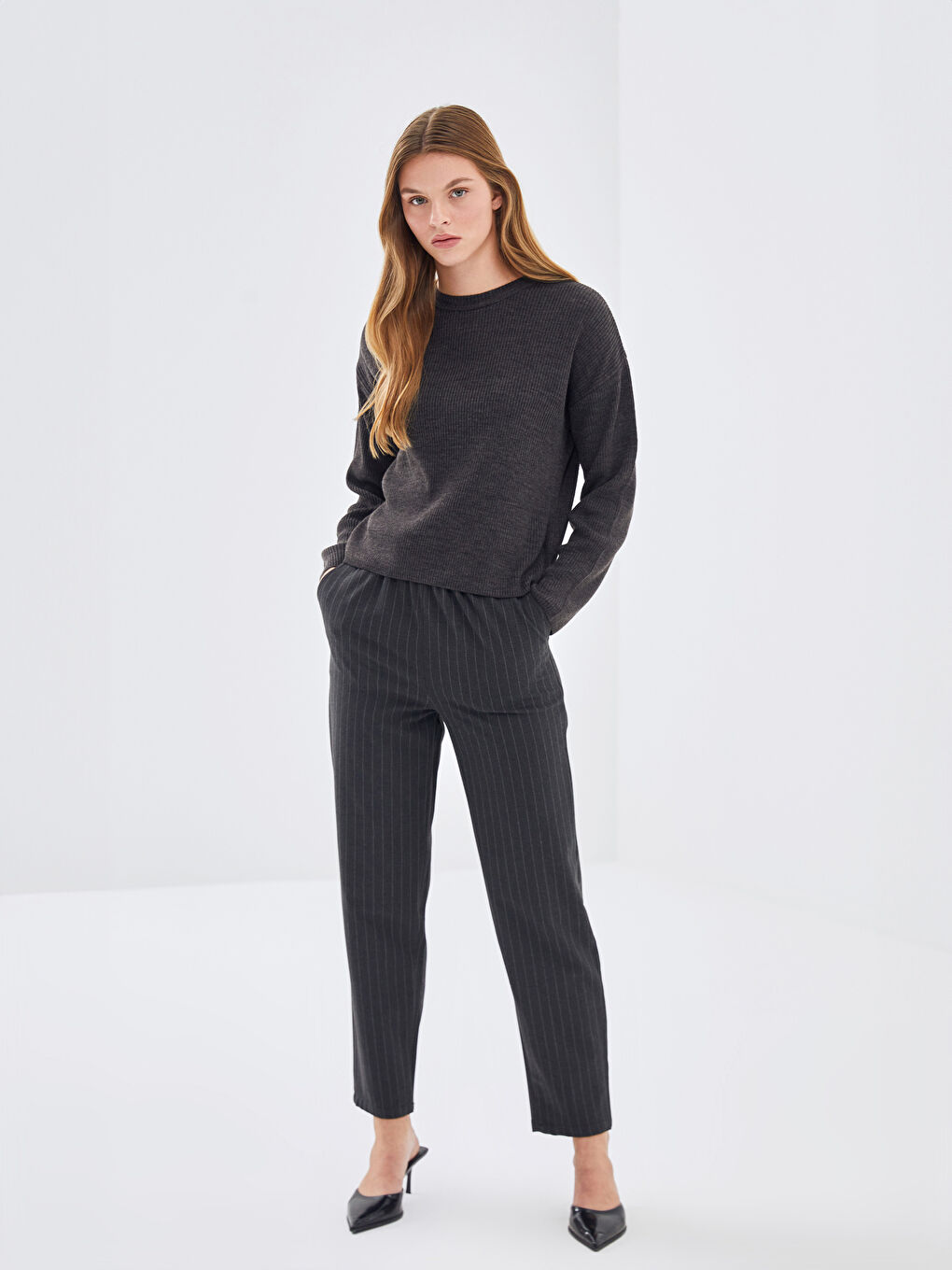 LCW Vision Elastic Waist Striped Women's Trousers -W4IC05Z8-LFY