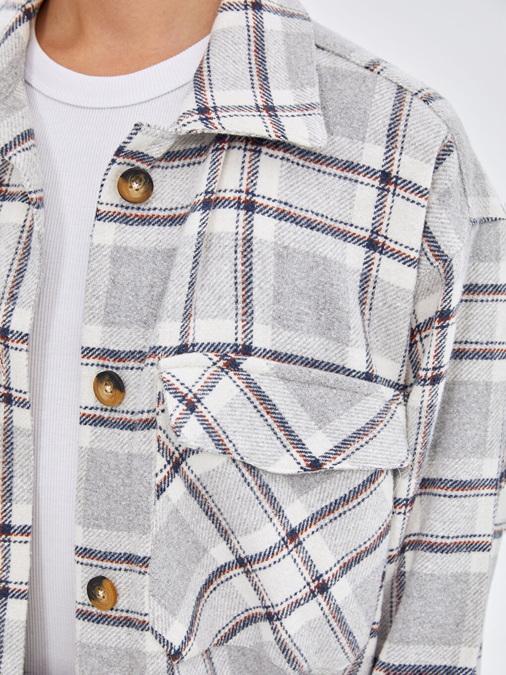 Plaid Oversize Women's Shirt Jacket-2