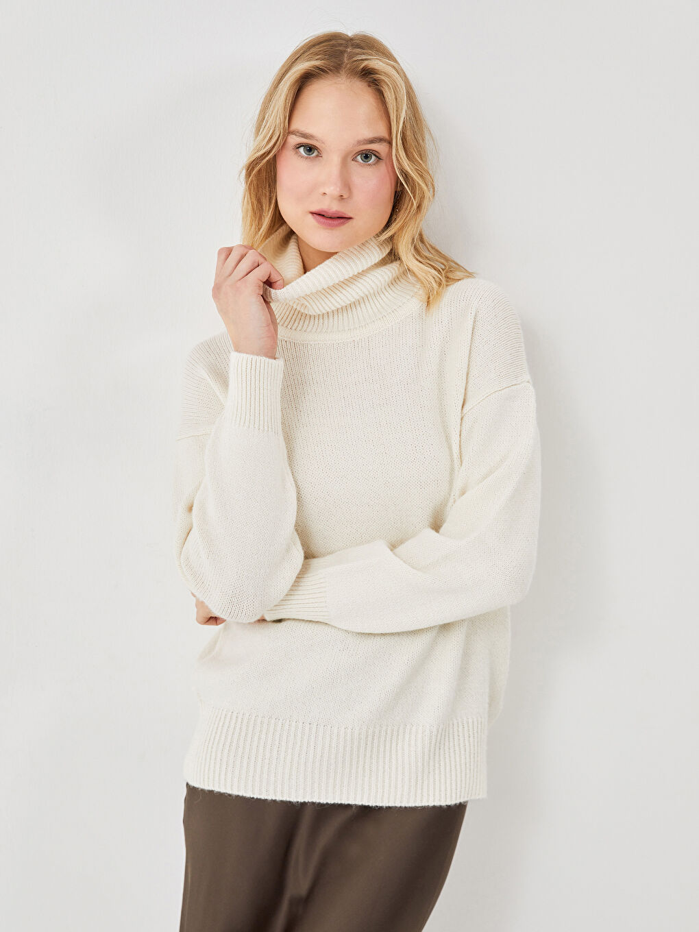 Turtleneck Women's Knitwear Sweater -W4IE49Z8-FEW