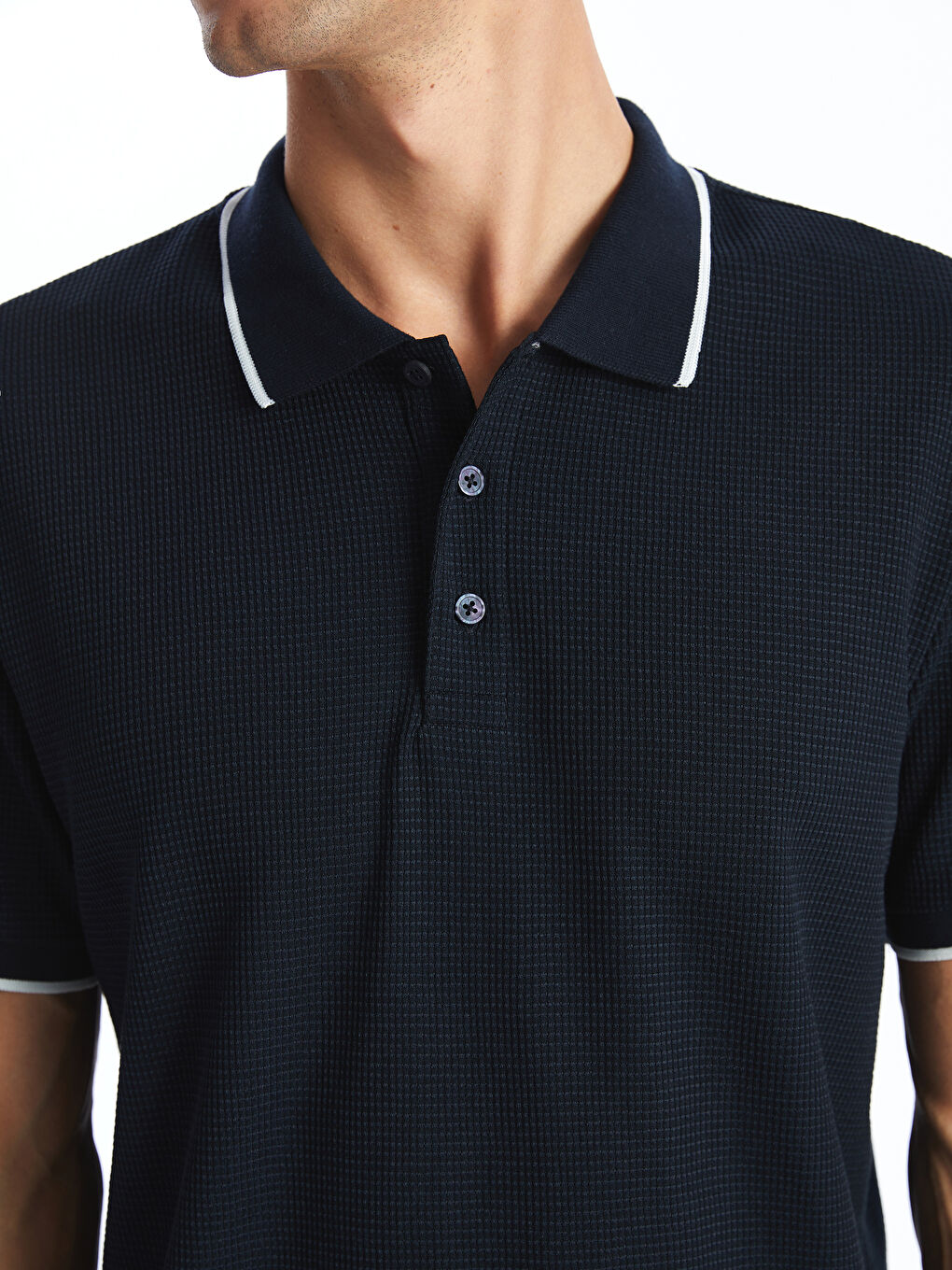 تي شيرت بياقة بولو كم قصير بيكيه للرجال بنقشة ملمس-2