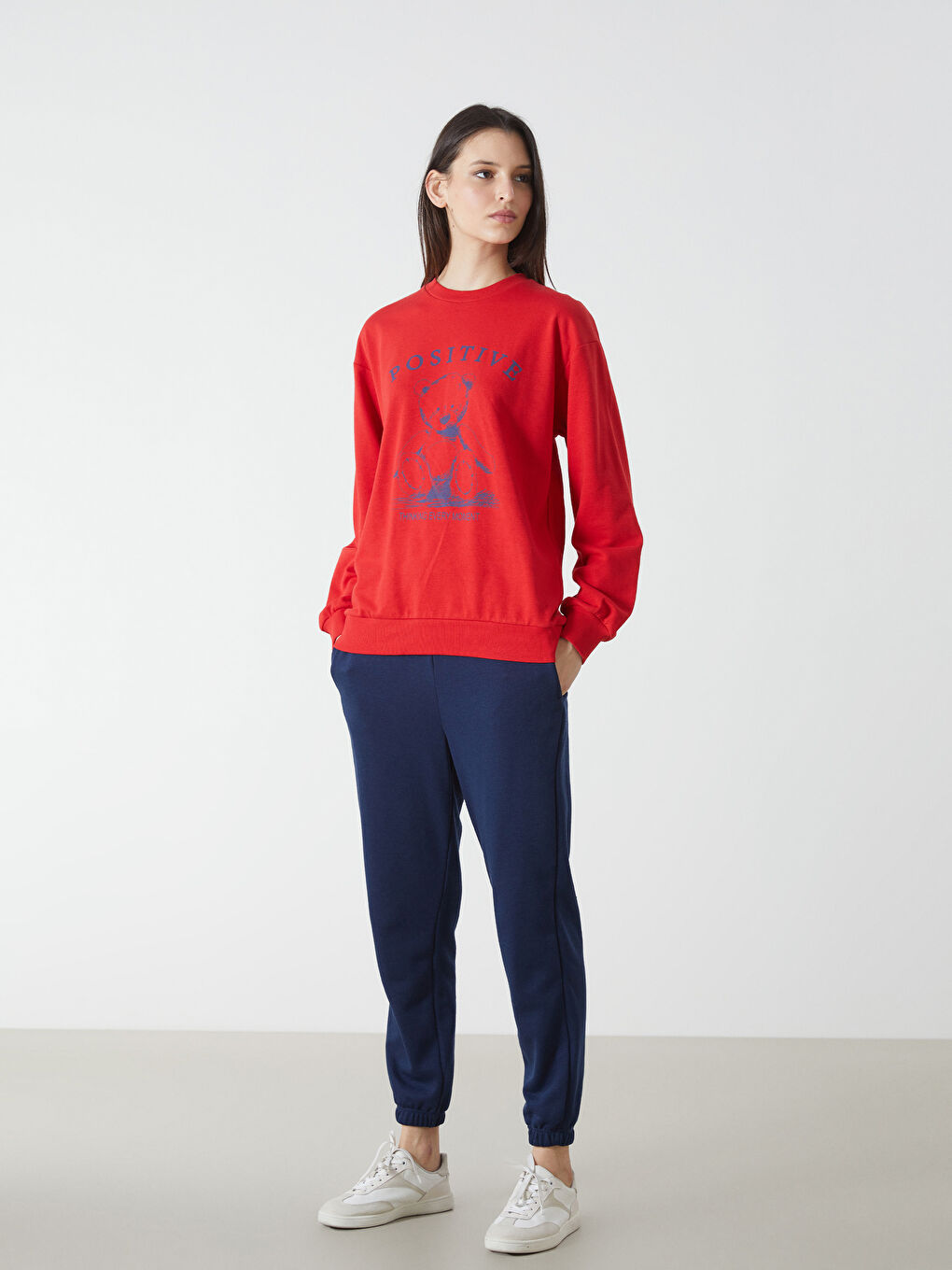 Crew Neck Printed Long Sleeve Women's Sweatshirt-1