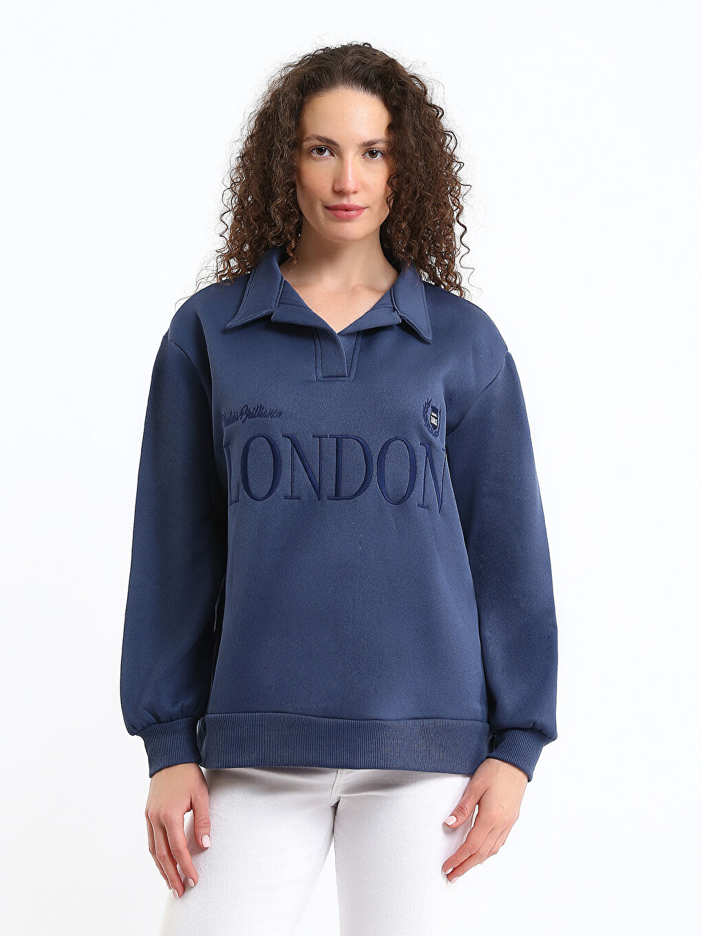 سويت شيرت بياقة بولو للسيدات