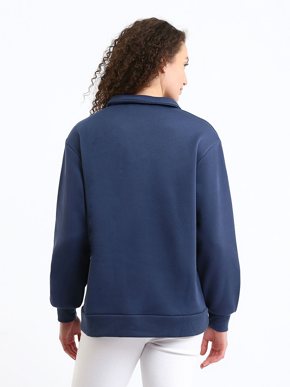 سويت شيرت بياقة بولو للسيدات-4