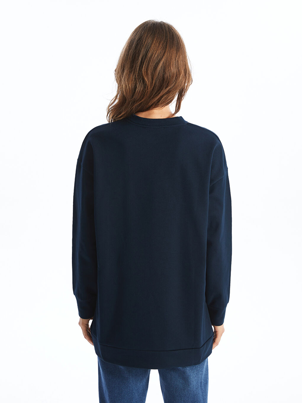 تونيك سويتشيرت نسائي أوفراسايز مطبوع بياقة دائرية-3