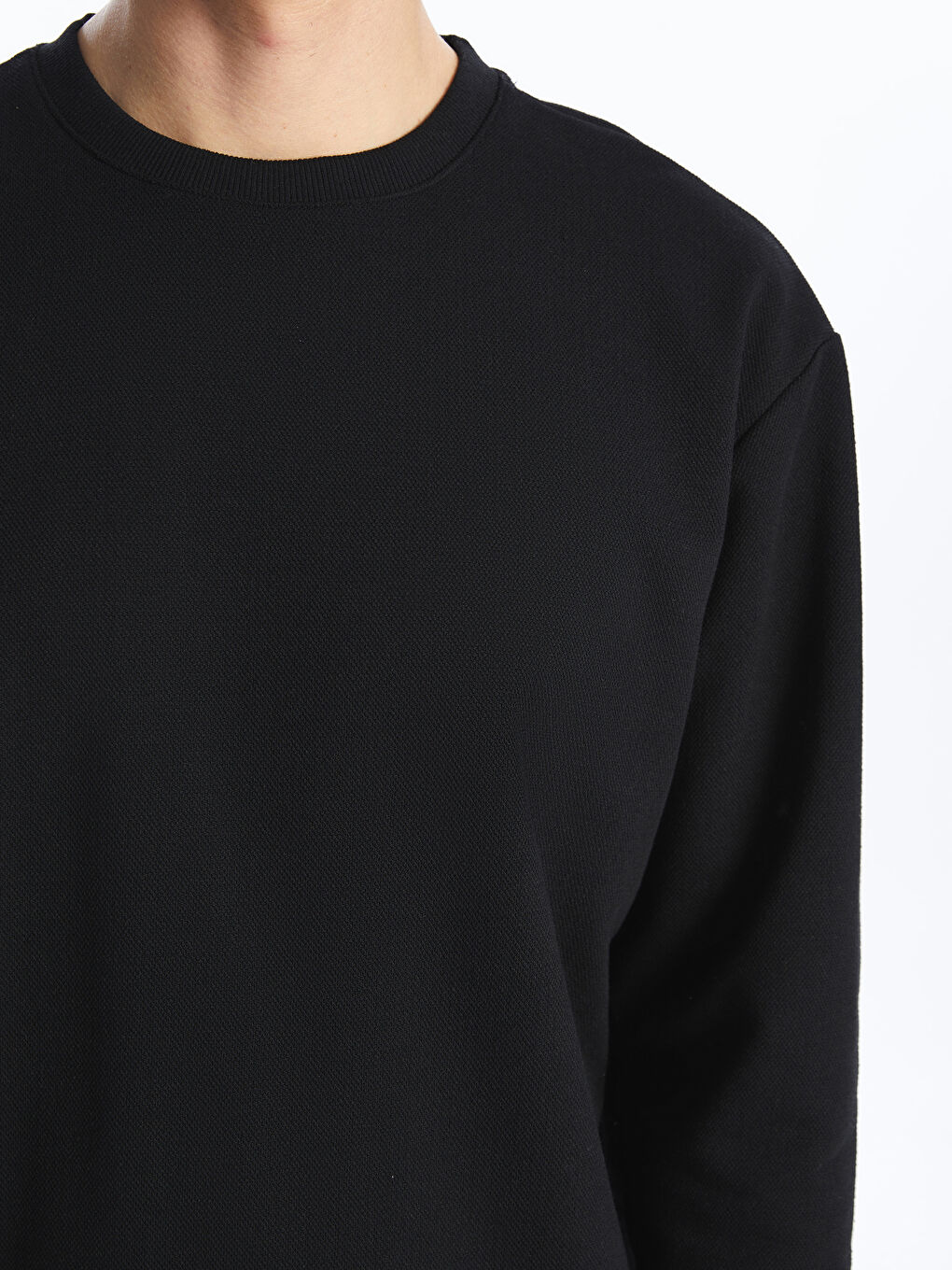 Siyah Bisiklet Yaka Uzun Kollu Erkek Sweatshirt-2