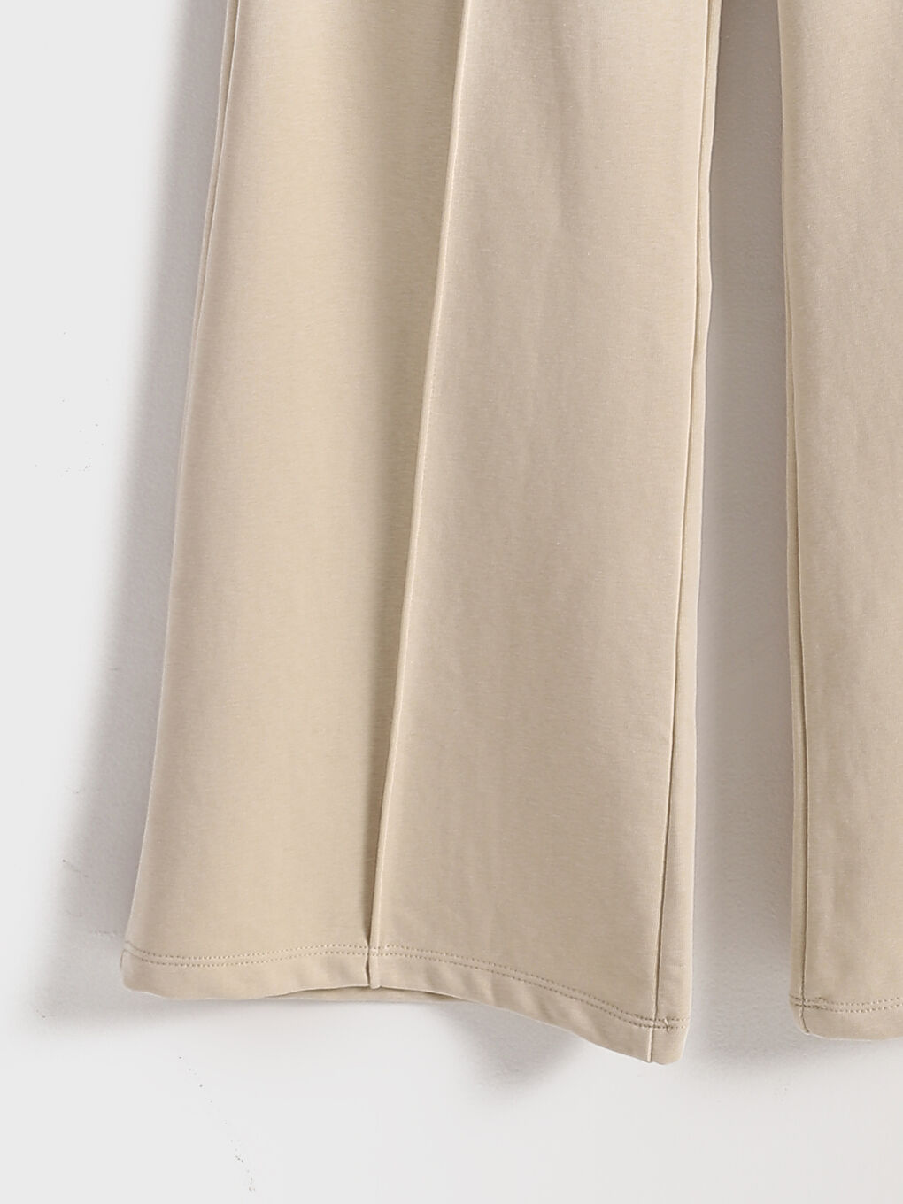 Women's Sweatpants with Elastic Waist-3