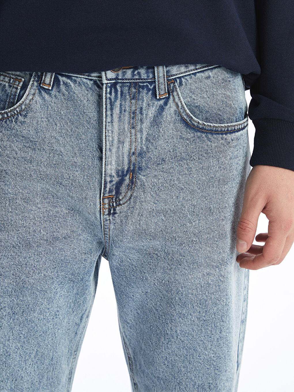 710 Loose Fit Men's Jeans-2