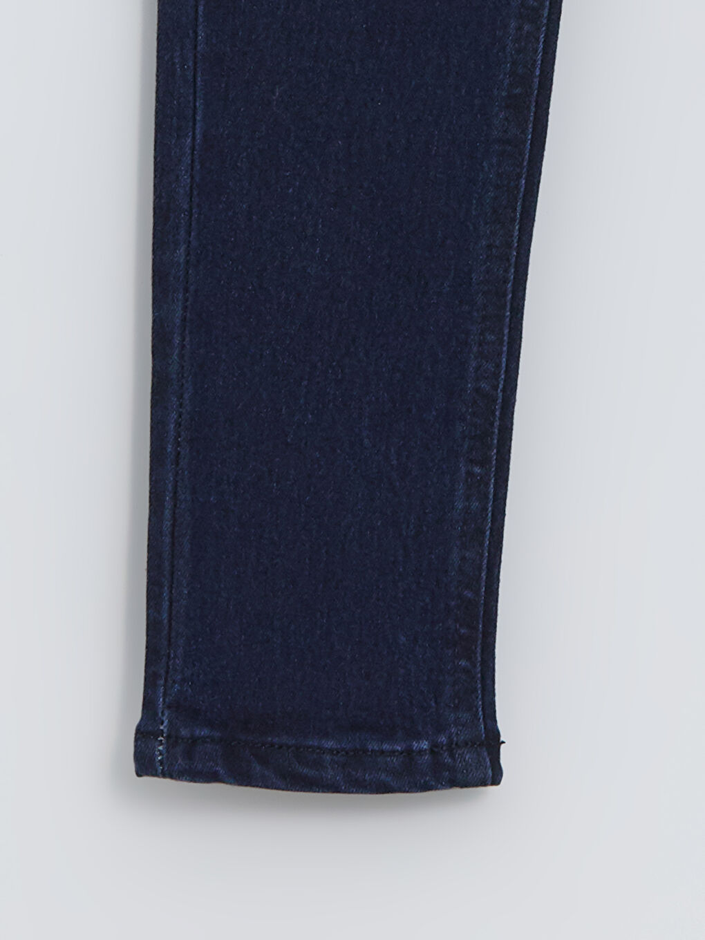 LCW ECO Orta İndigo Rodeo Beli Lastikli Super Skinny Fit Erkek Çocuk Jean Pantolon - 1