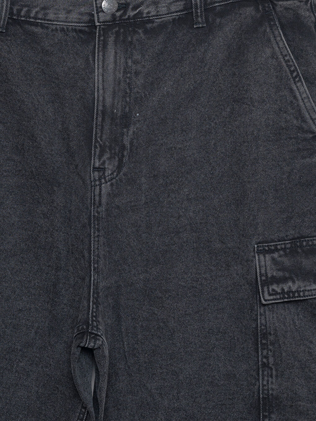 Standard Fit Men's Cargo Jeans-2