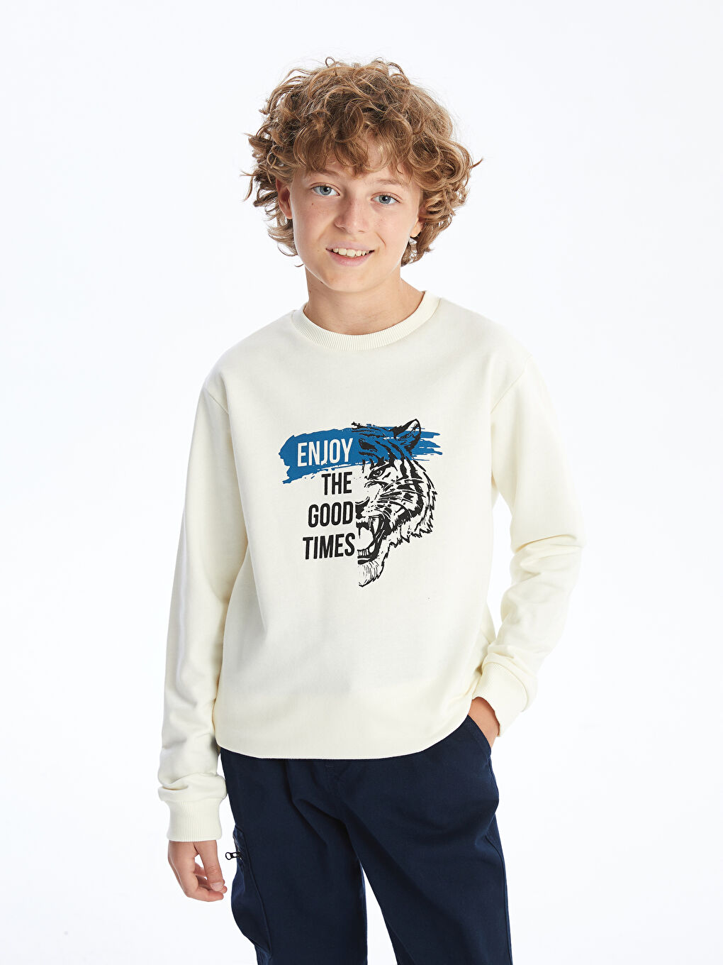 LCW Kids Ekru Bisiklet Yaka Erkek Çocuk Sweatshirt