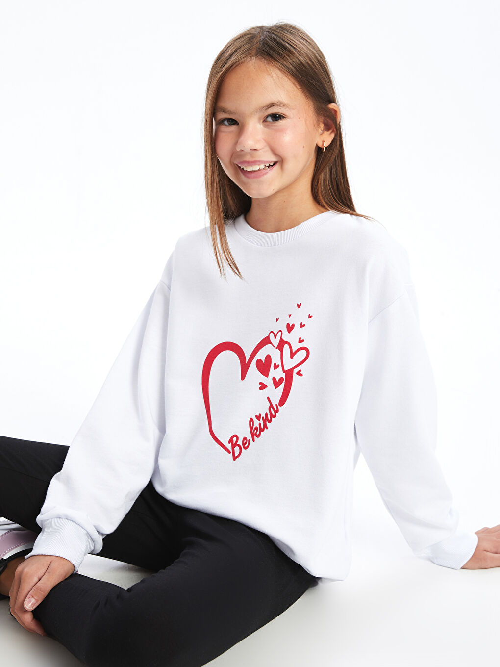 LCW Kids Beyaz Bisiklet Yaka Kız Çocuk Sweatshirt - 1