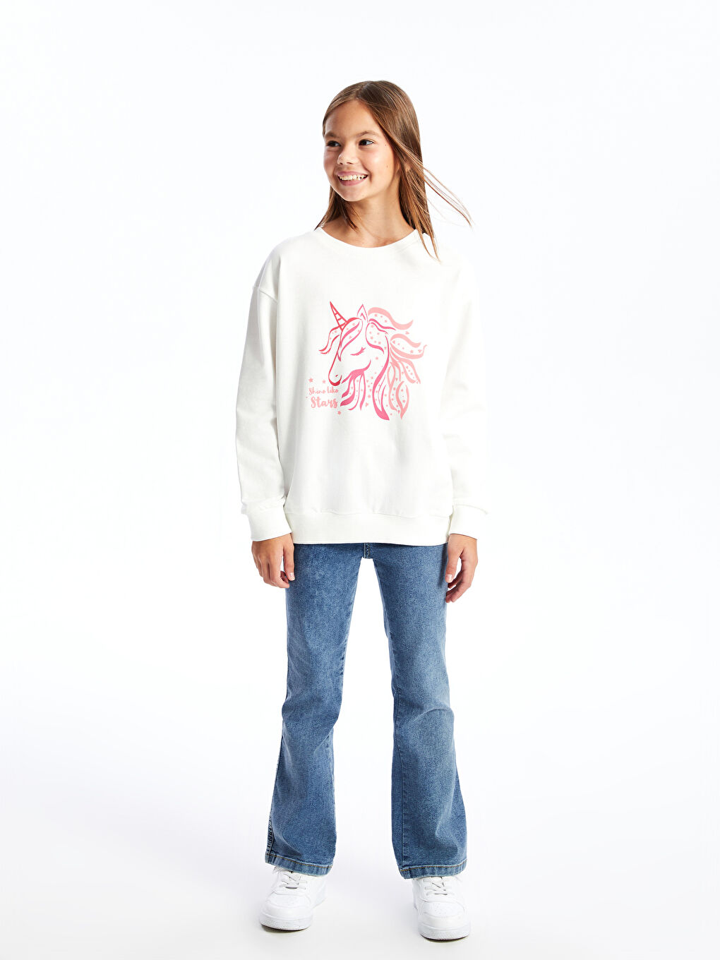 LCW Kids Beyaz Bisiklet Yaka Kız Çocuk Sweatshirt