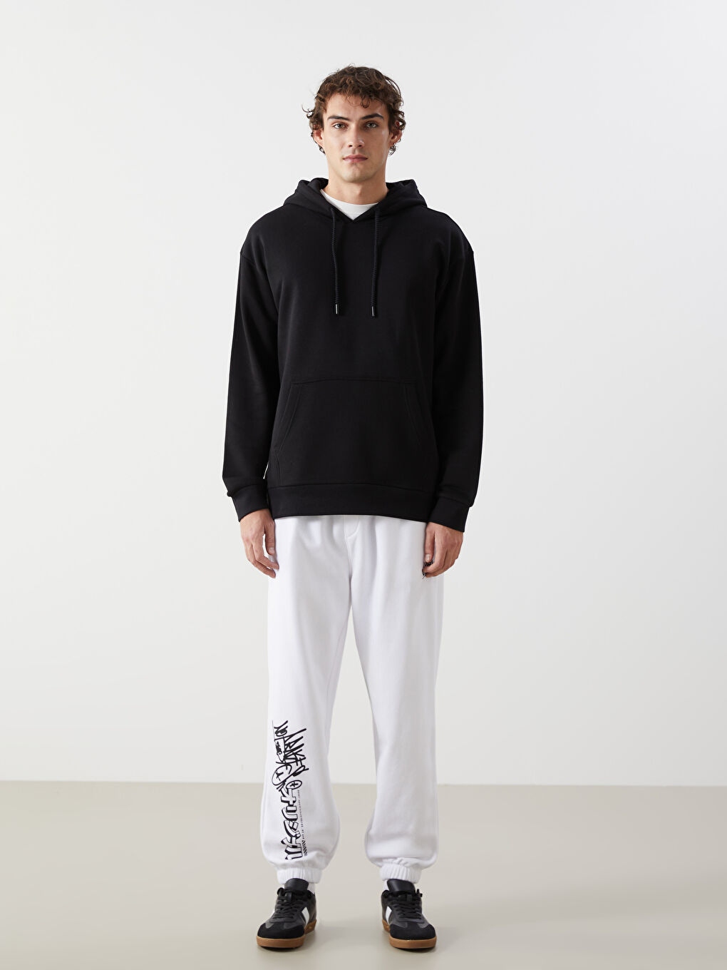 بنطلون رياضي تخين واسع للرجال