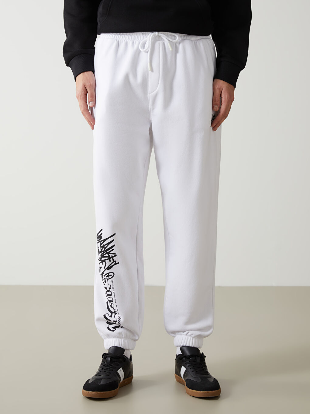 بنطلون رياضي تخين واسع للرجال-1