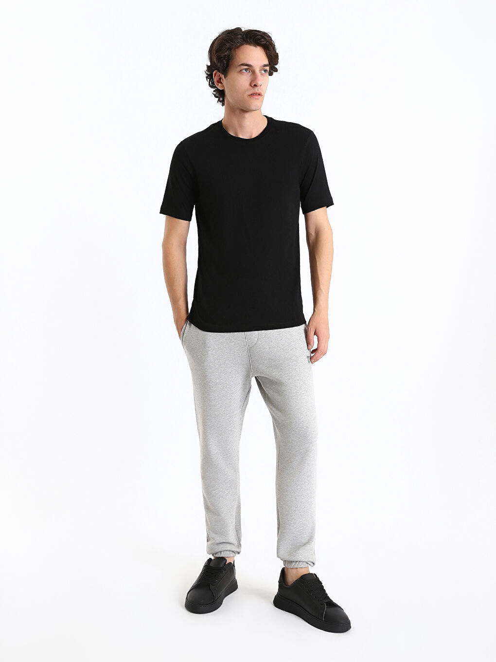 Standard Fit Men's Sweatpants
